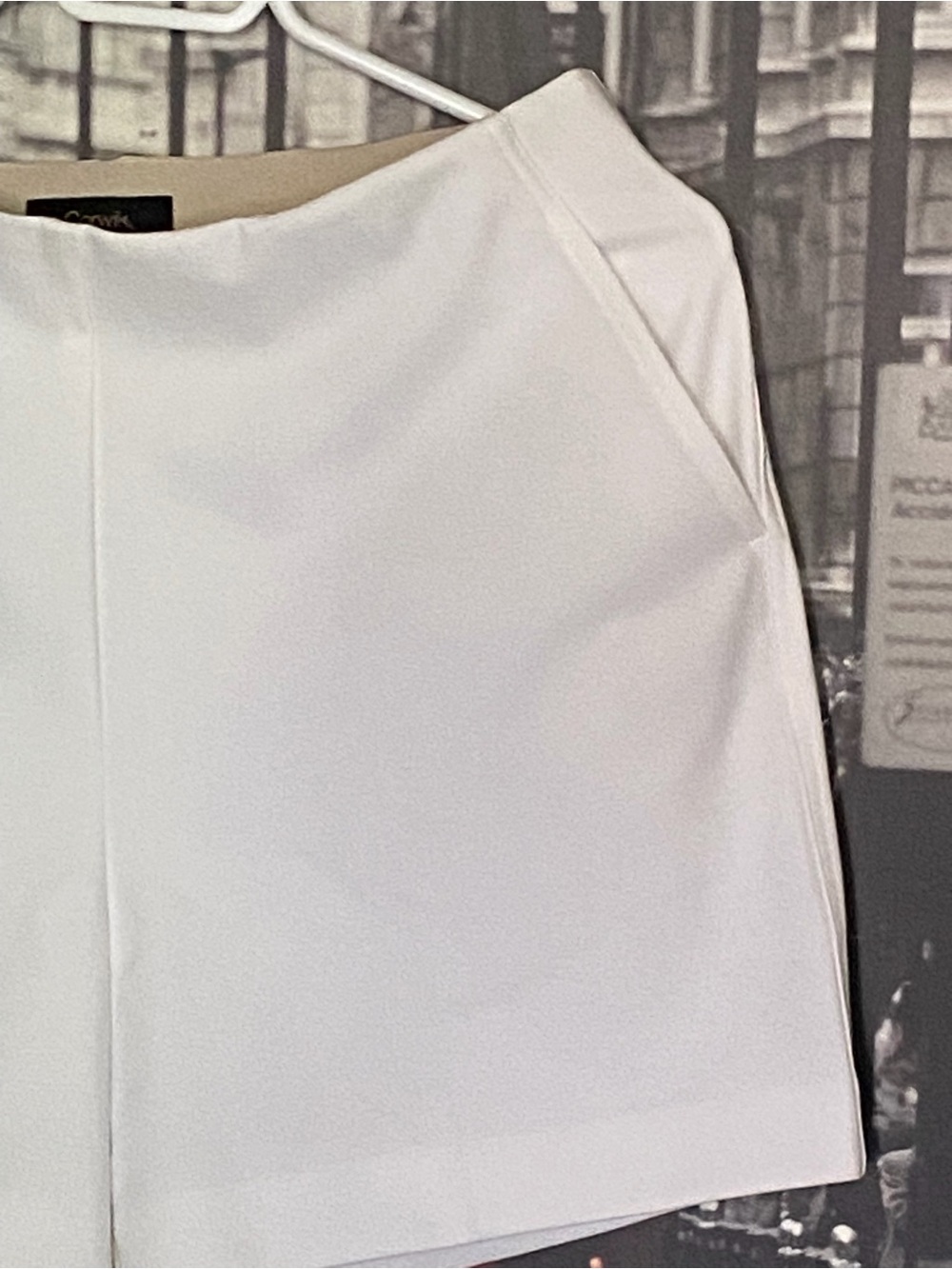 High-Rise White Tailored Women's Shorts - Picture 2 of 9